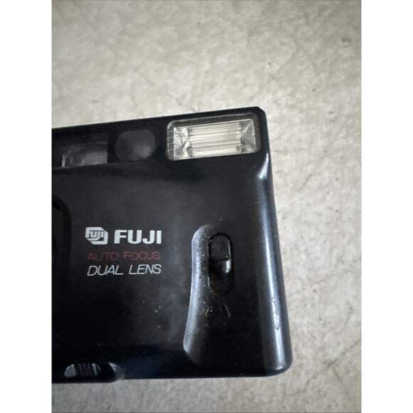 Fuji Discovery 180 Tele Date 35mm-55mm Dual Lens Film Camera - Picture 5 of 9